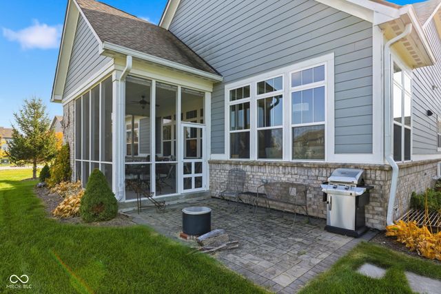 16320 Kenora Lane N, Fortville, IN 46040