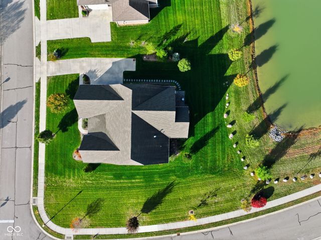 16320 Kenora Lane N, Fortville, IN 46040