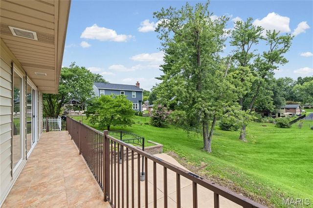 9853 Richter Lane, Crestwood, MO 63126
