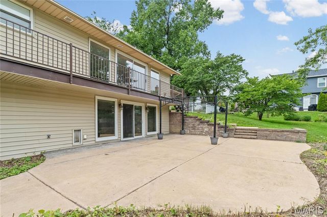 9853 Richter Lane, Crestwood, MO 63126