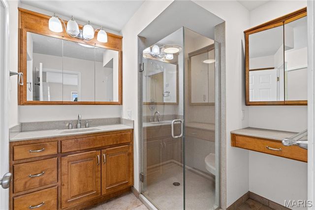 9853 Richter Lane, Crestwood, MO 63126