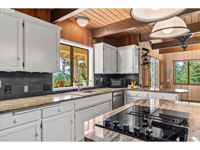 37600 UPPER CAMP CREEK Rd, Springfield, OR 97478