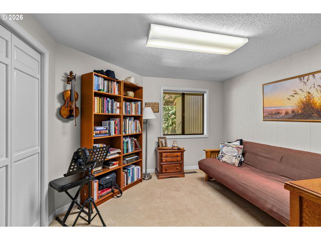 37600 UPPER CAMP CREEK Rd, Springfield, OR 97478