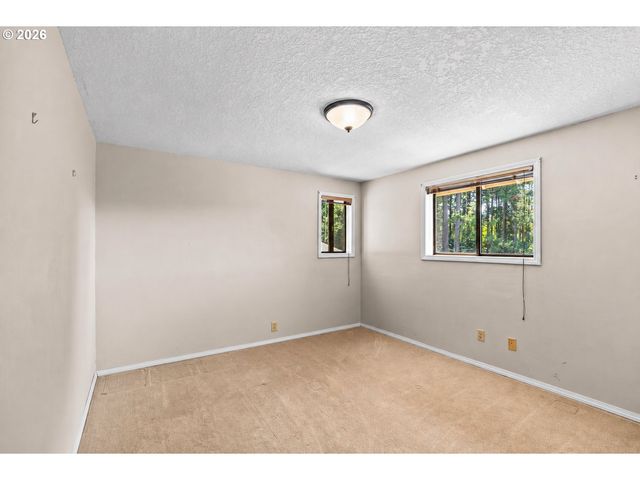37600 UPPER CAMP CREEK Rd, Springfield, OR 97478