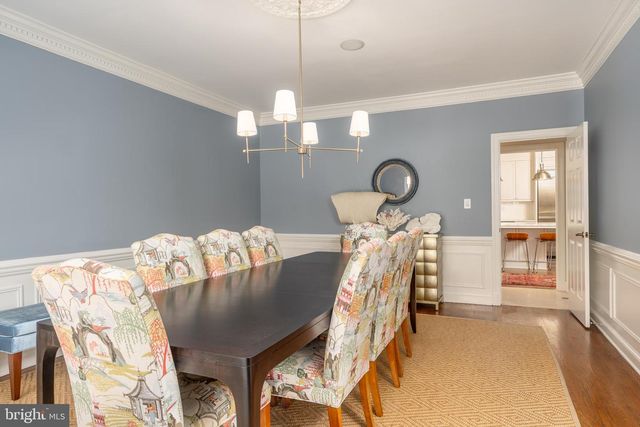 7204 LOCH LOMOND DR, Bethesda, MD 20817
