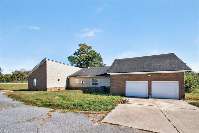 4820 Old Stage HWY, Smithfield, VA 23430