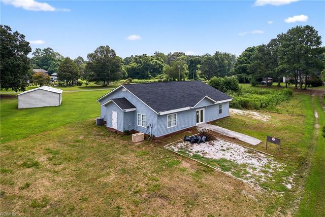 4820 Old Stage HWY, Smithfield, VA 23430