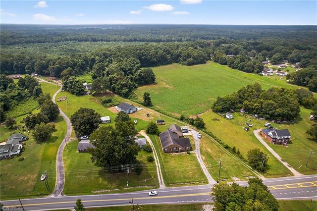 4820 Old Stage HWY, Smithfield, VA 23430