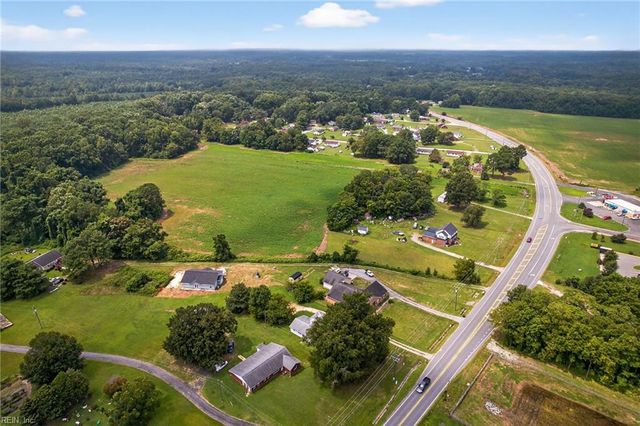 4820 Old Stage HWY, Smithfield, VA 23430