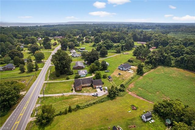 4820 Old Stage HWY, Smithfield, VA 23430
