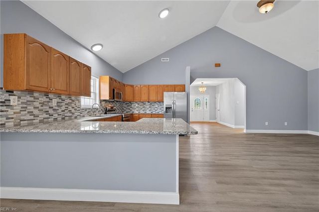 4820 Old Stage HWY, Smithfield, VA 23430