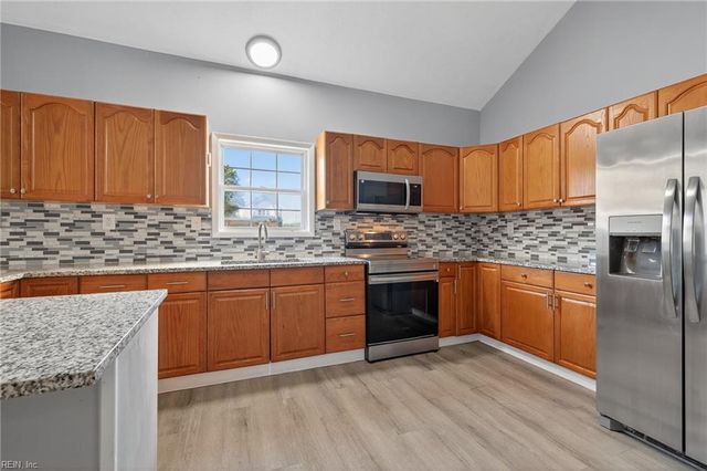 4820 Old Stage HWY, Smithfield, VA 23430