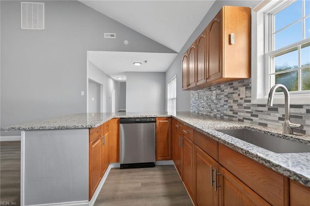 4820 Old Stage HWY, Smithfield, VA 23430