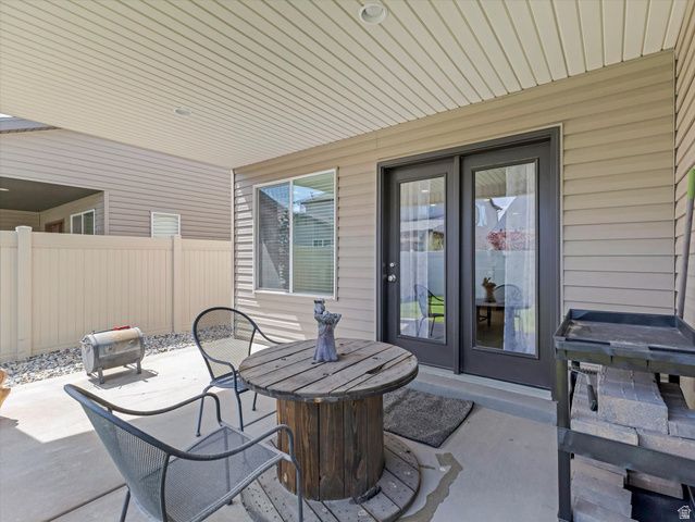962 N ABBEY, North Salt Lake, UT 84054