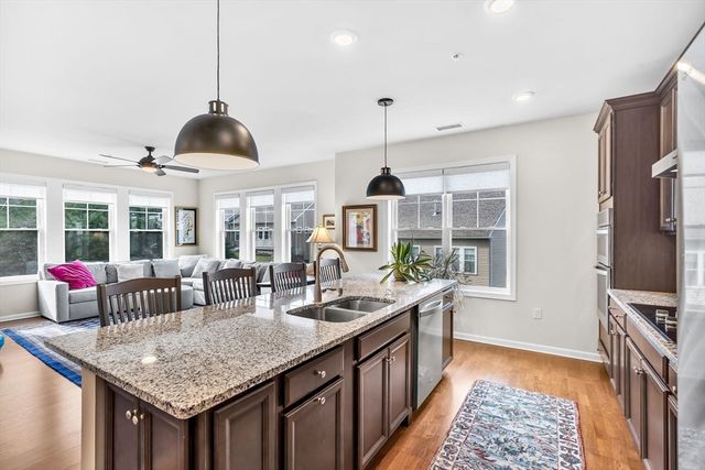 401 Emery Lane 213, Sudbury, MA 01776