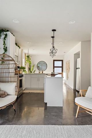 6003 Jain LN A, Austin, TX 78721