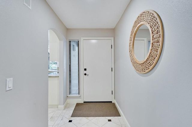928 Wright Avenue 401, Mountain View, CA 94043