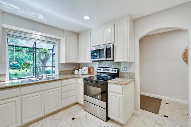 928 Wright Avenue 401, Mountain View, CA 94043