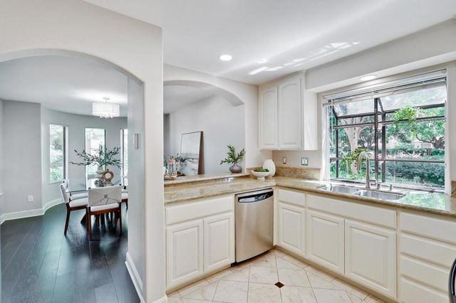 928 Wright Avenue 401, Mountain View, CA 94043