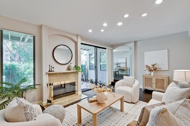 928 Wright Avenue 401, Mountain View, CA 94043