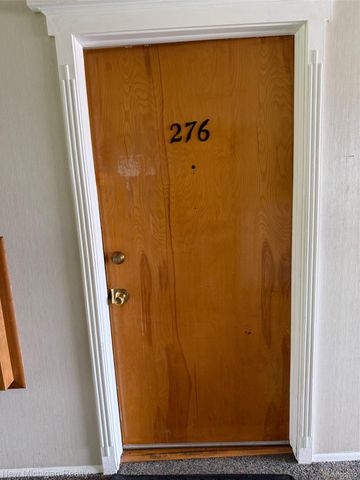 29276 Hoover Road 276, Warren, MI 48093