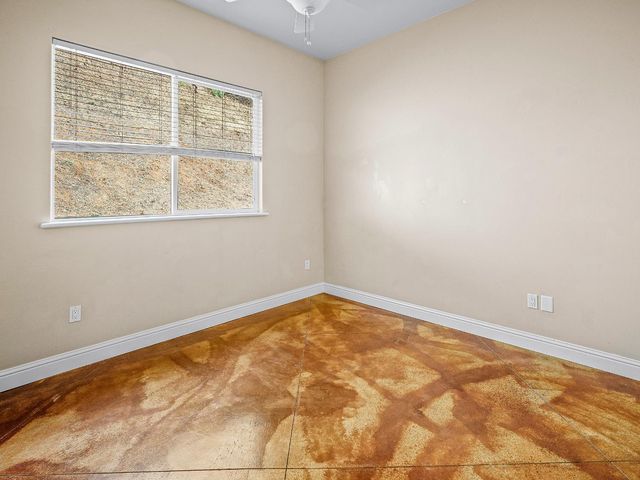 7075 Ridge Rd, Newcastle, CA 95658