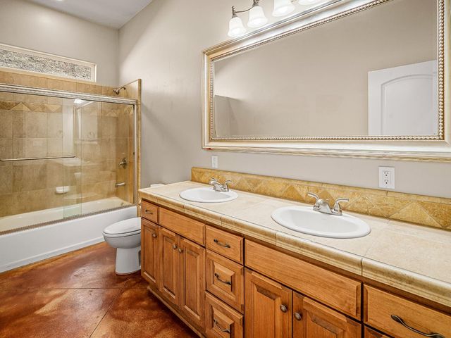 7075 Ridge Rd, Newcastle, CA 95658
