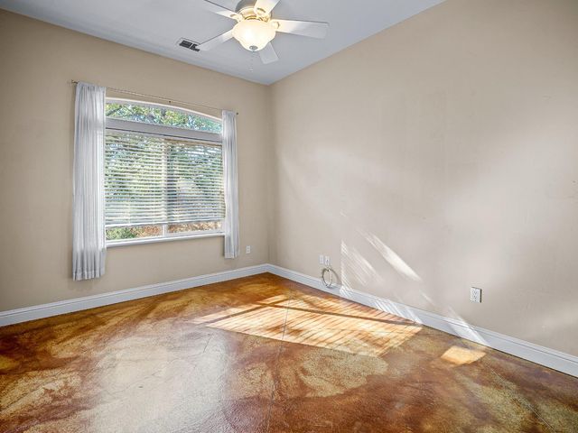 7075 Ridge Rd, Newcastle, CA 95658