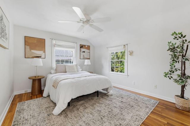 374 Loveman Avenue, Worthington, OH 43085