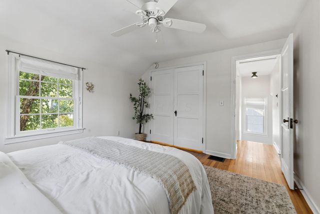 374 Loveman Avenue, Worthington, OH 43085
