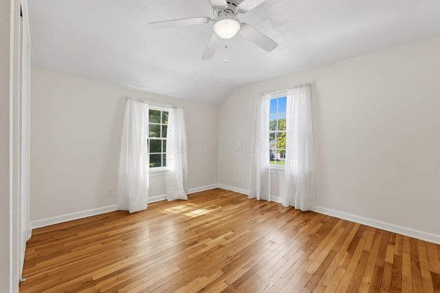 374 Loveman Avenue, Worthington, OH 43085