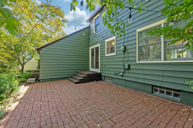 374 Loveman Avenue, Worthington, OH 43085