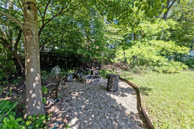 374 Loveman Avenue, Worthington, OH 43085