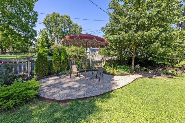 374 Loveman Avenue, Worthington, OH 43085