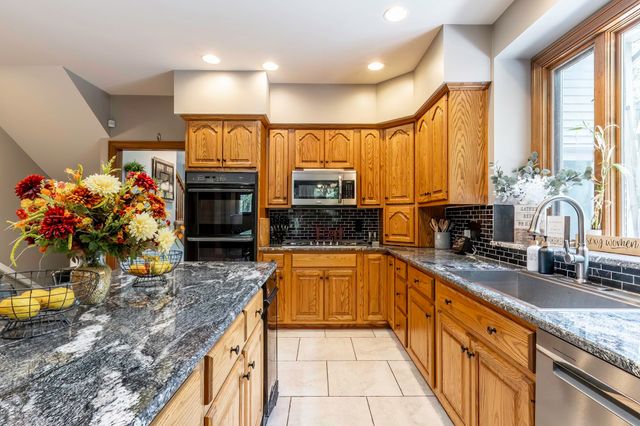6221 Beaver Creek Court, Fort Wayne, IN 46814