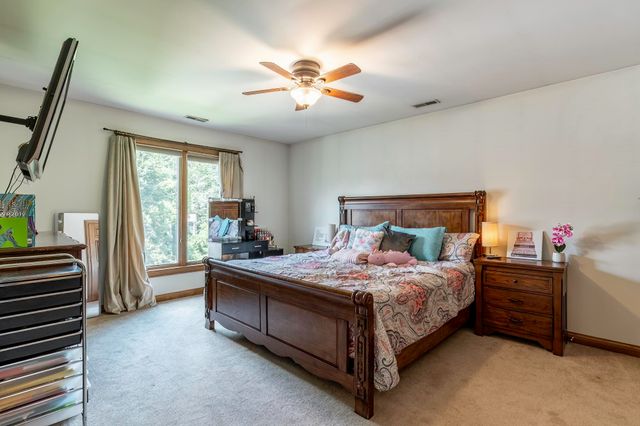 6221 Beaver Creek Court, Fort Wayne, IN 46814