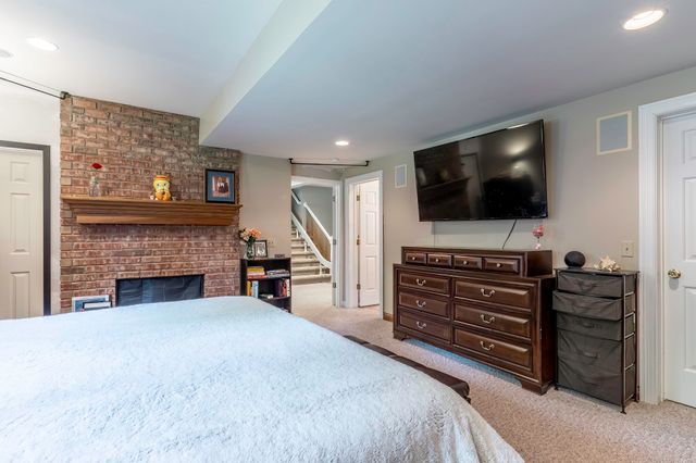 6221 Beaver Creek Court, Fort Wayne, IN 46814
