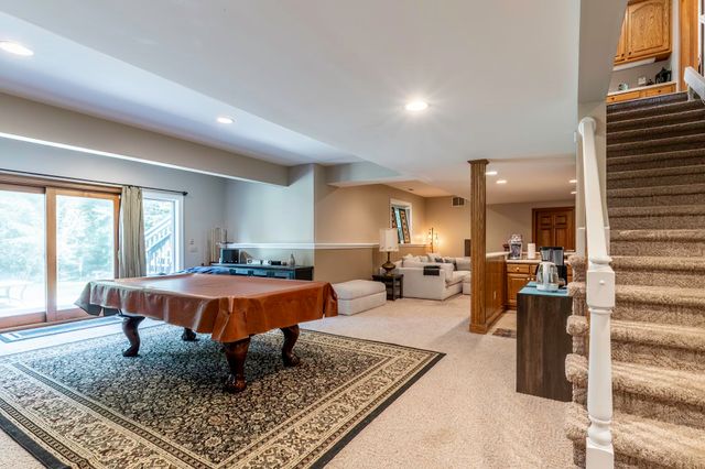 6221 Beaver Creek Court, Fort Wayne, IN 46814