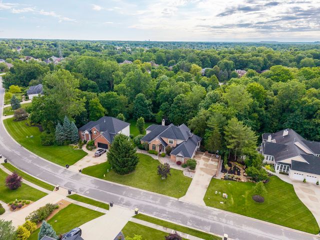 6221 Beaver Creek Court, Fort Wayne, IN 46814