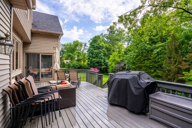 6221 Beaver Creek Court, Fort Wayne, IN 46814