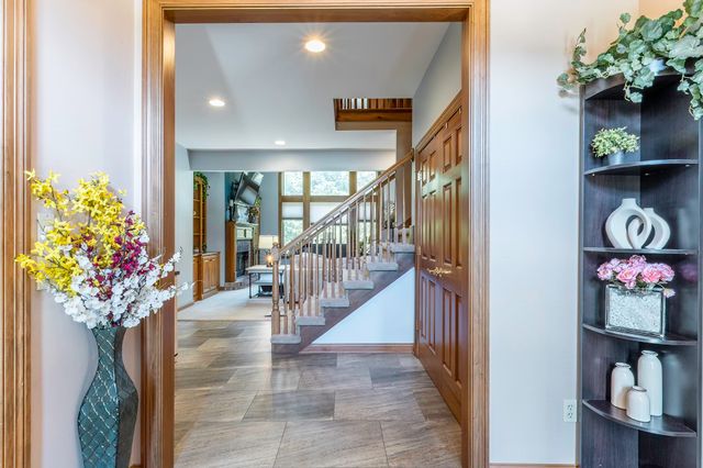 6221 Beaver Creek Court, Fort Wayne, IN 46814