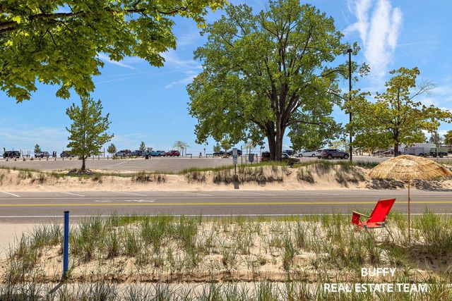 1602 Beach Street, Muskegon, MI 49441