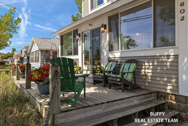 1602 Beach Street, Muskegon, MI 49441