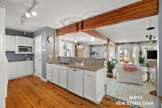 1602 Beach Street, Muskegon, MI 49441