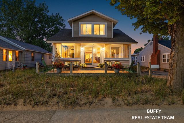 1602 Beach Street, Muskegon, MI 49441