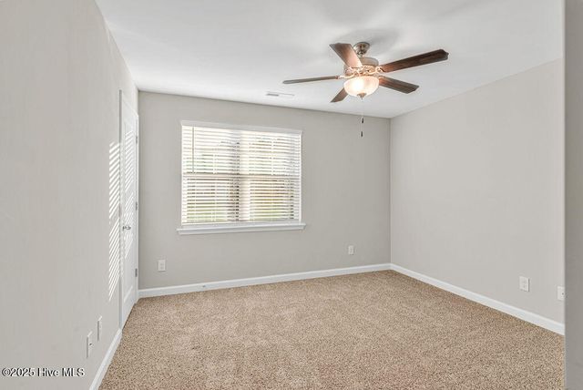 10 Jaydn Drive W, Jacksonville, NC 28546