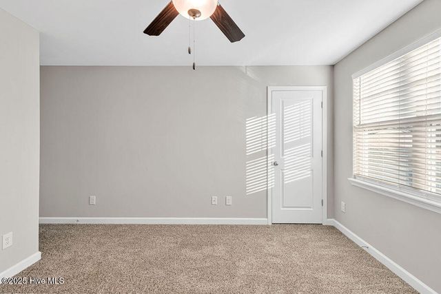 10 Jaydn Drive W, Jacksonville, NC 28546