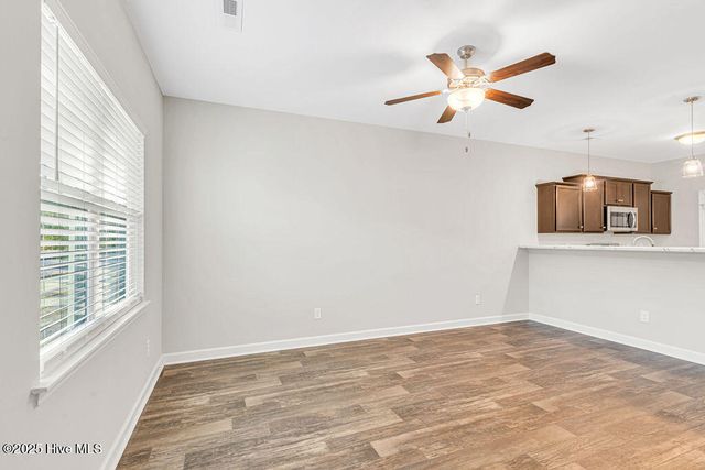 10 Jaydn Drive W, Jacksonville, NC 28546