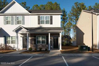 10 Jaydn Drive W, Jacksonville, NC 28546