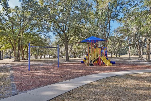 1221 BRAMLEY LANE, Deland, FL 32720